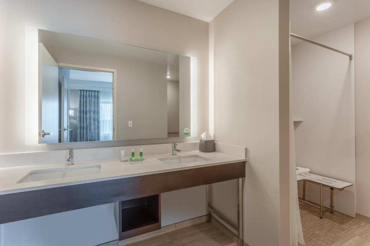 Holiday Inn & Suites - Jefferson City By Ihg Eksteriør billede